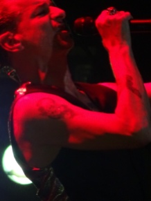 Dave Gahan Red Close Up Depeche Mode Global Spirit Tour Rogers Place Edmonton Oct 27 2017