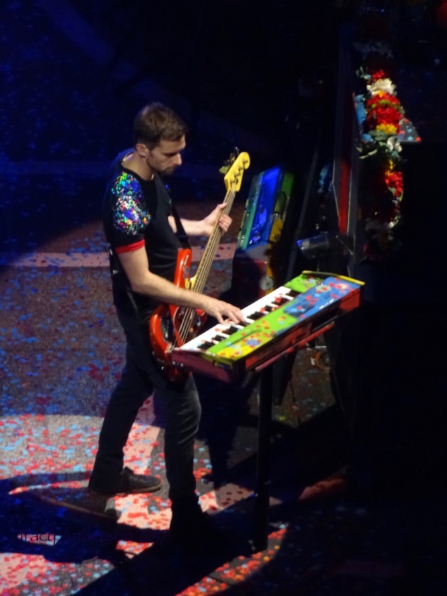 Guy Berryman Keyboards Coldplay Rogers Place Edmonton Sept 27 2017